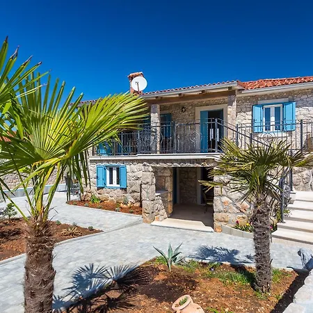 Old Stone House With A Heated Pool Polje (Krk)