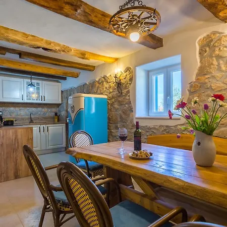 Old Stone House With A Heated Pool *